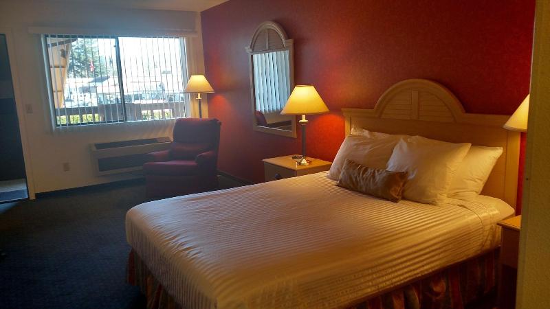 Lewis River Inn image