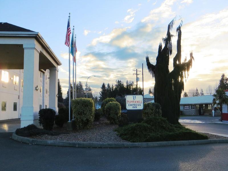 Peppermill Empress Inn image