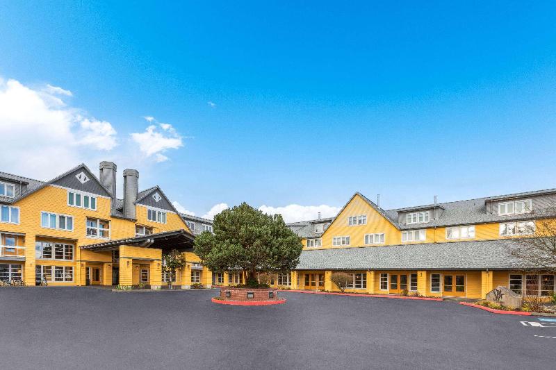 Semiahmoo Resort Golf & Spa Trademark Collection image