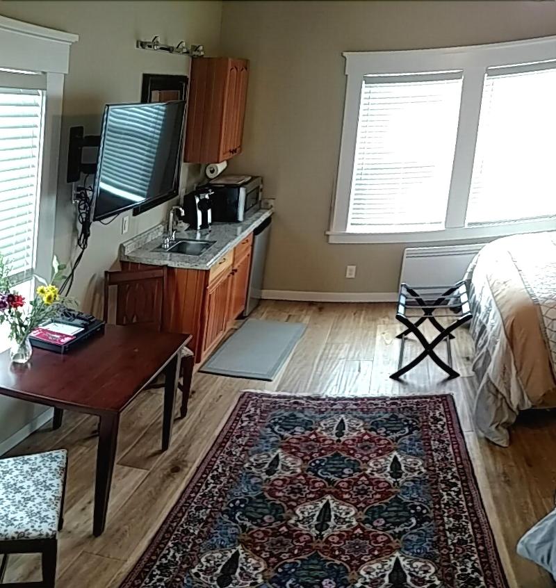 Friday Harbor Grand B&B image
