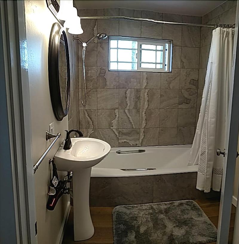 Friday Harbor Grand B&B image