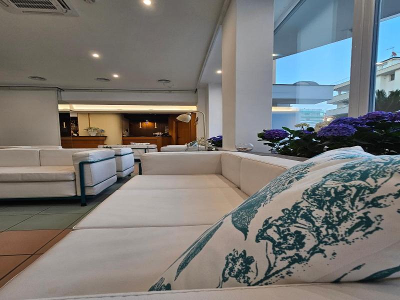 Hotel Neptunus image