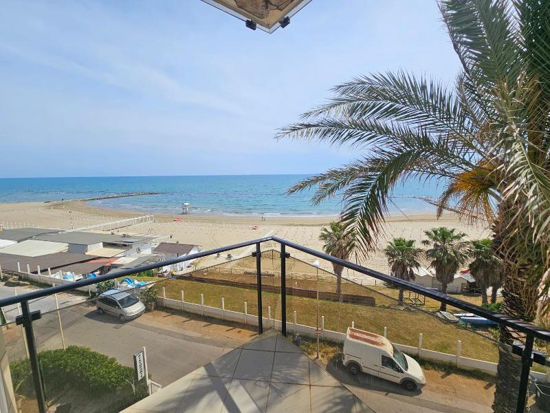 Hotel Neptunus image