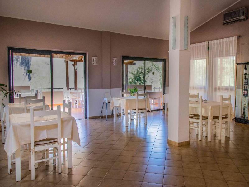 Hotel Oleandro image