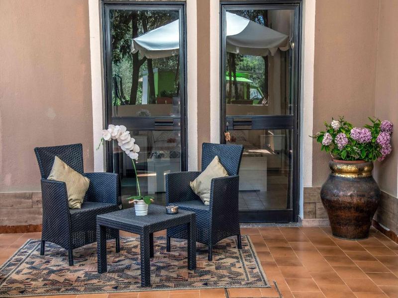 Hotel Oleandro image