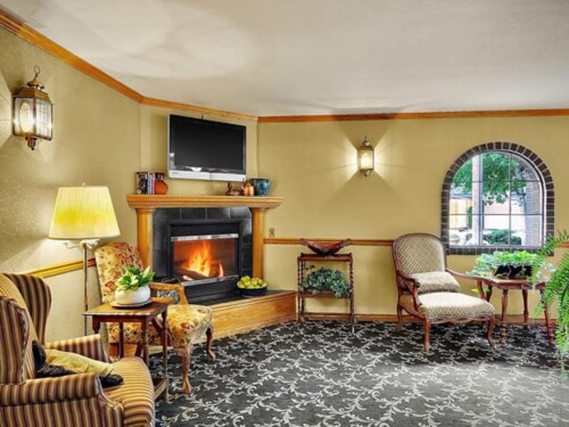 Coachman Inn & Suites image