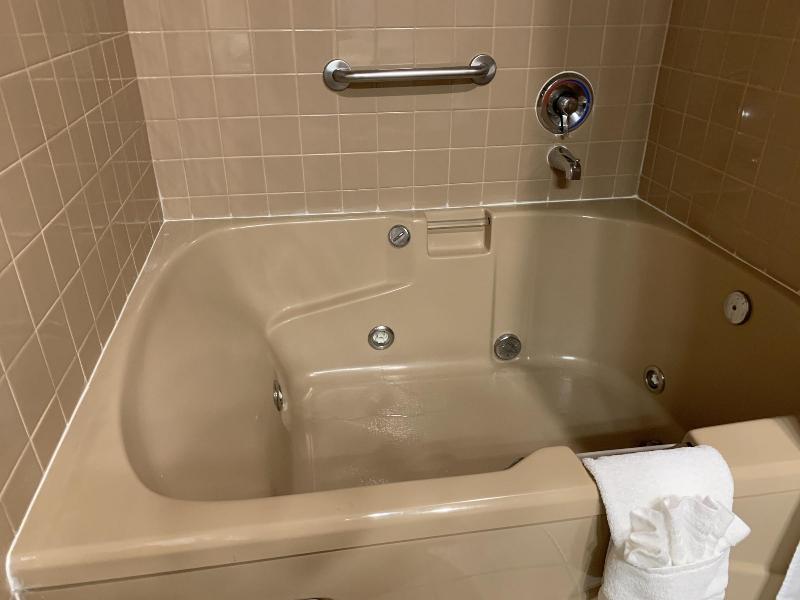 Coachman Inn & Suites image