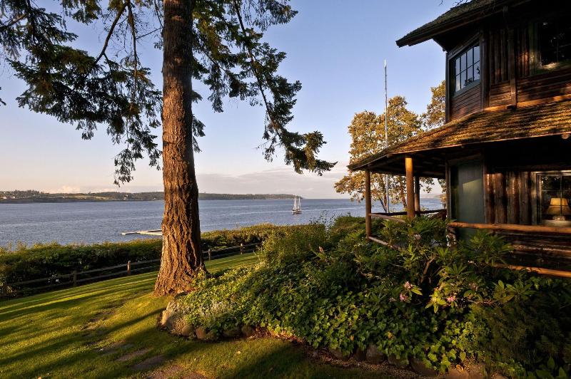 Captain Whidbey image