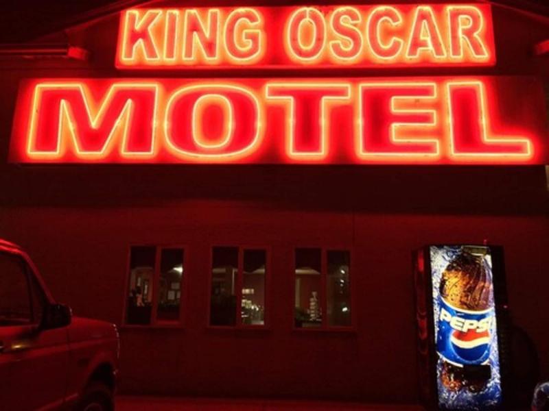 King Oscar Motel image