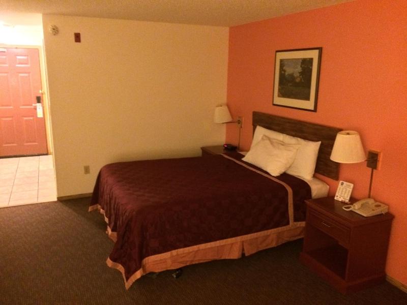 King Oscar Motel image