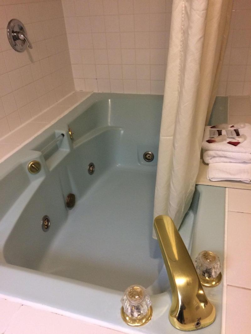 King Oscar Motel image