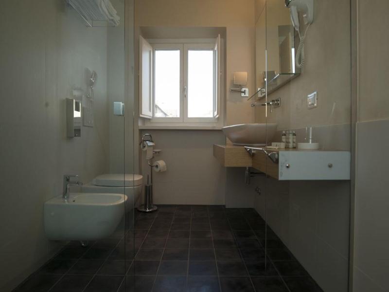 Relais Del Borgo Hotel E Spa image