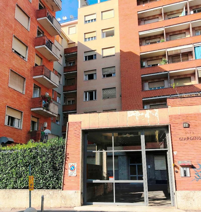 Home Flowers Milano image