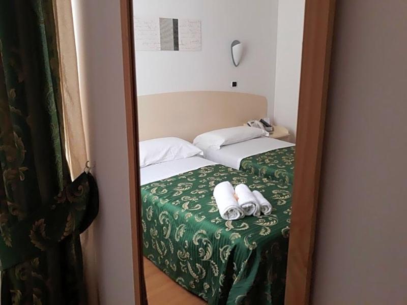 Hotel La Palazzina image