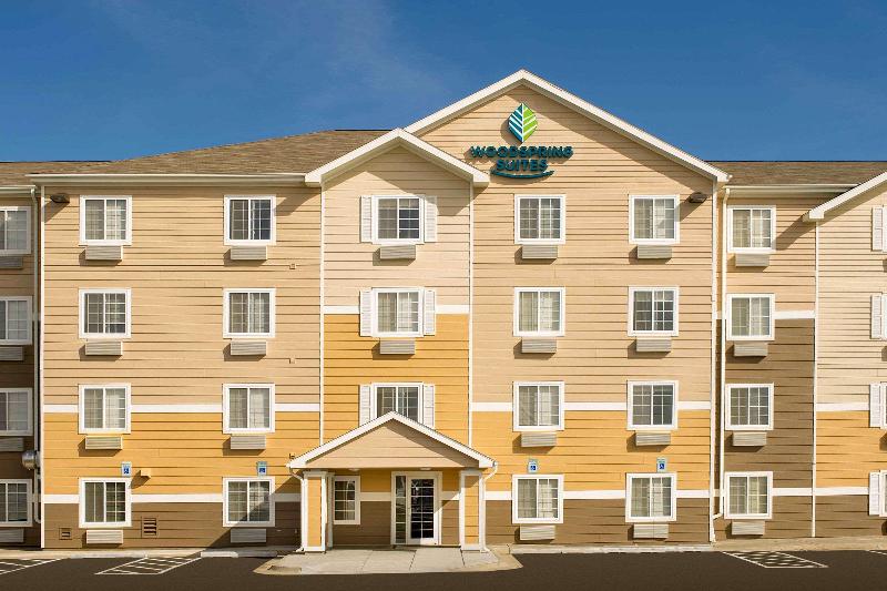 Woodspring Suites Lincoln