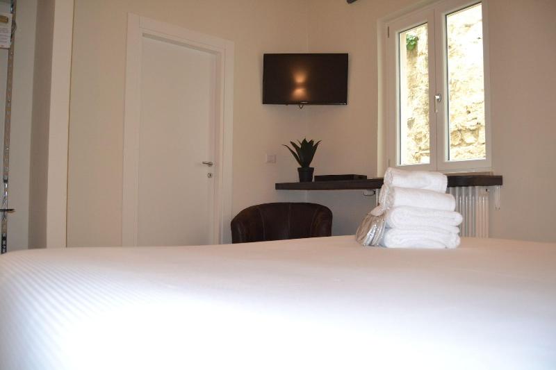 42 Zanardelli B&B image