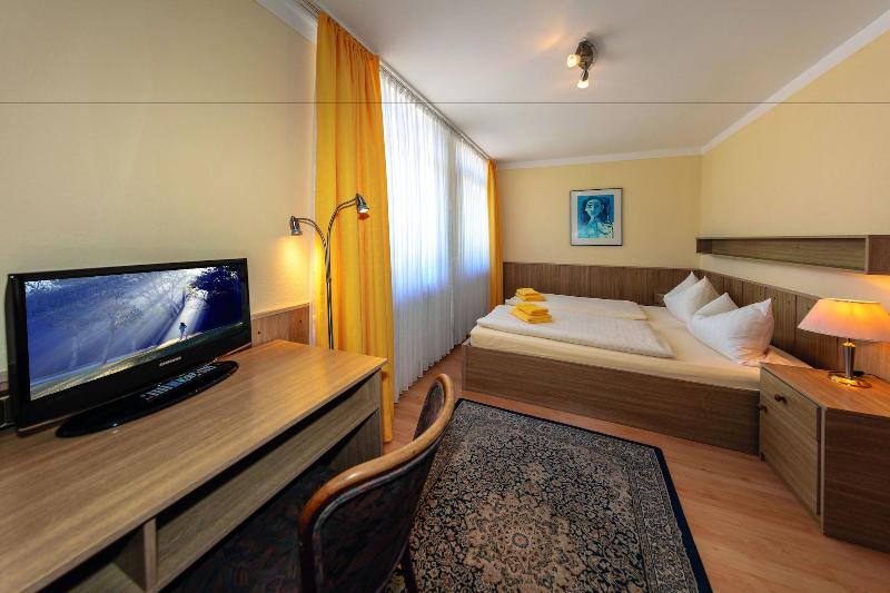 Hotel Grüner Sand image