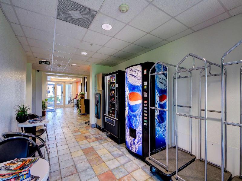 Motel 6 El Reno, OK image