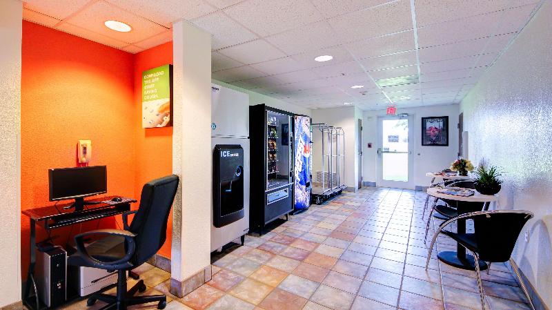 Motel 6 El Reno, OK image