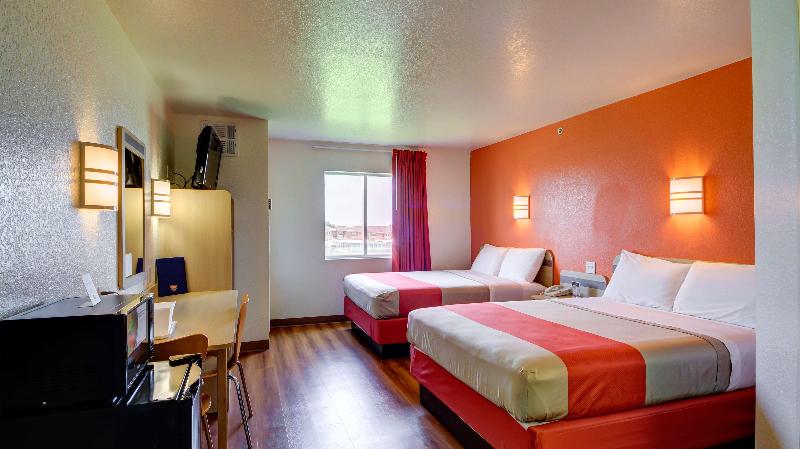 Motel 6 El Reno, OK image