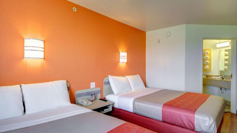 Motel 6 El Reno, OK image