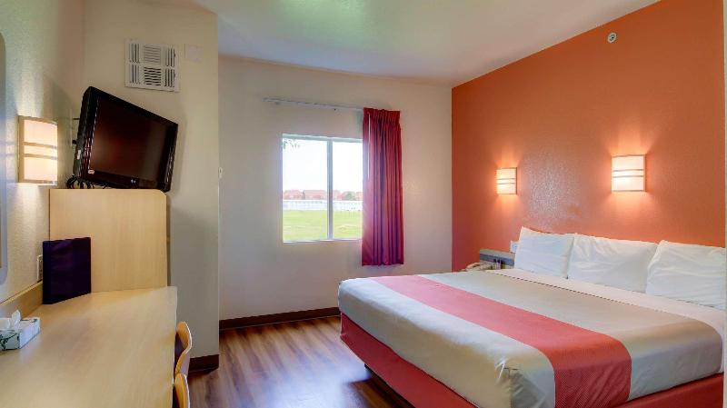 Motel 6 El Reno, OK image