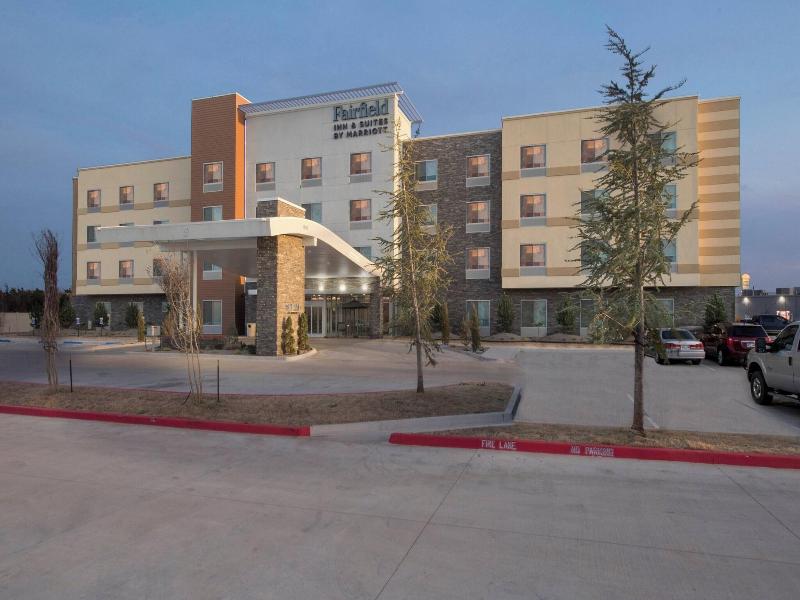 Fairfield Inn & Suites by Marriott Oklahoma City E image