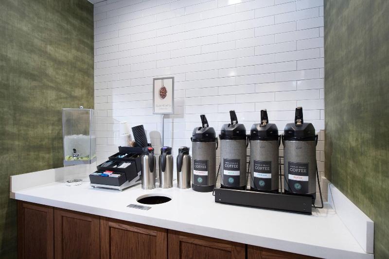 Fairfield Inn & Suites by Marriott Oklahoma City E image