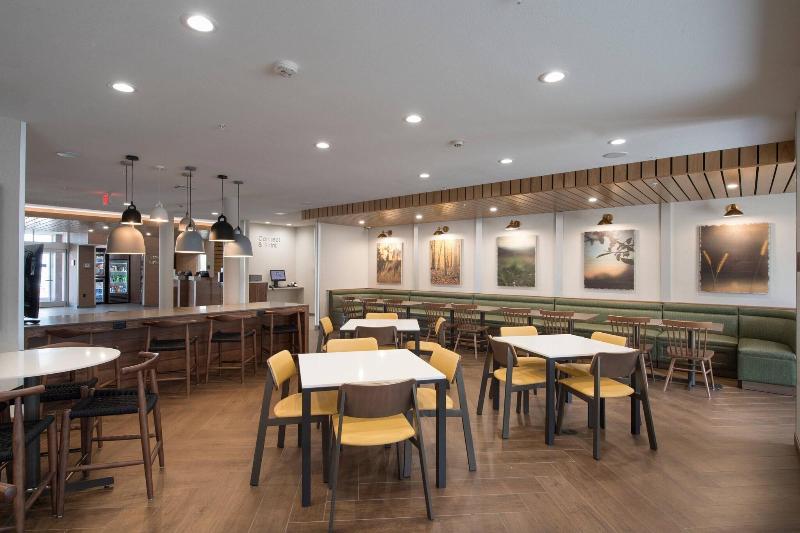 Fairfield Inn & Suites by Marriott Oklahoma City E image
