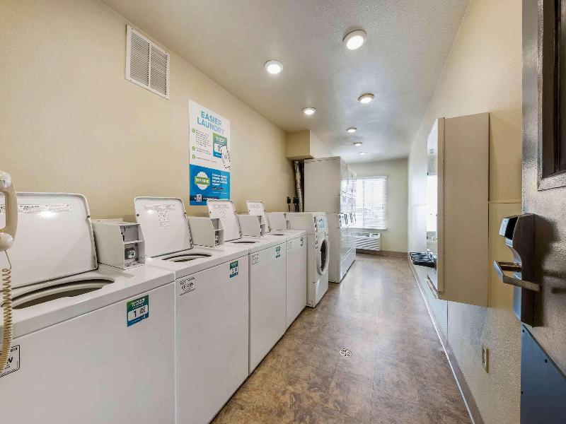 Woodspring Suites Oklahoma City Norman image