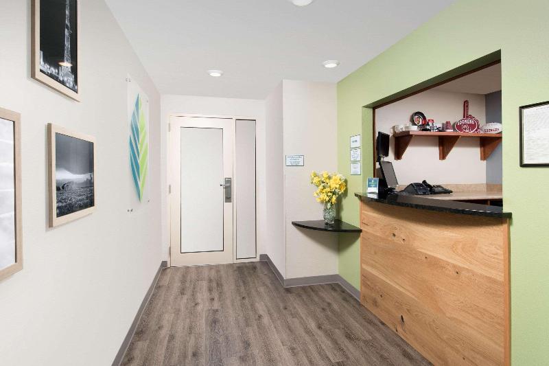 Woodspring Suites Oklahoma City Norman image
