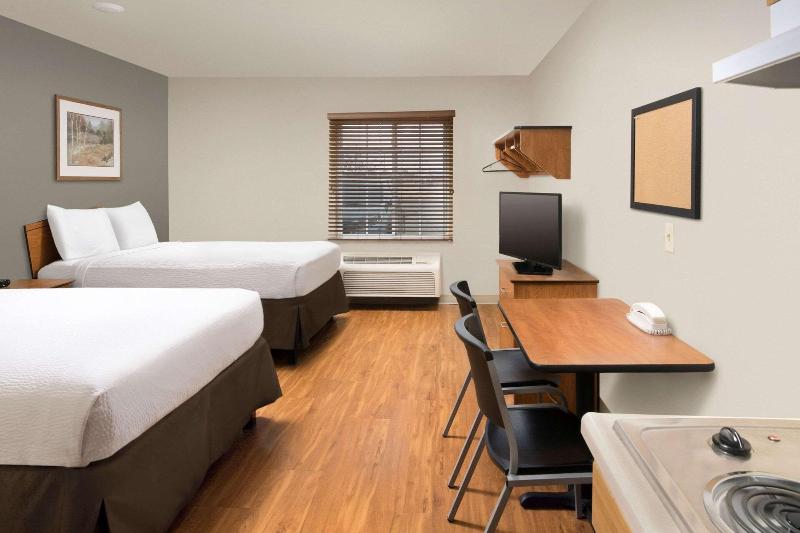 Woodspring Suites Oklahoma City Norman image