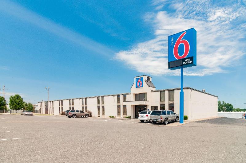 Motel 6 Oklahoma City, OK - South image