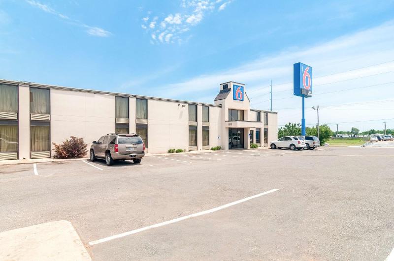 Motel 6 Oklahoma City, OK - South image
