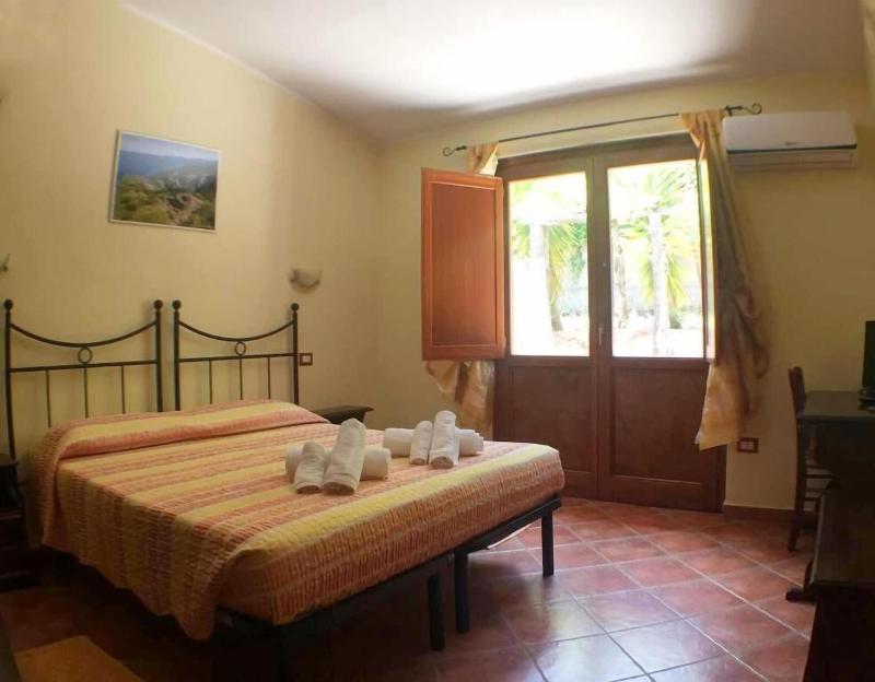 Hotel Sant'Elene image