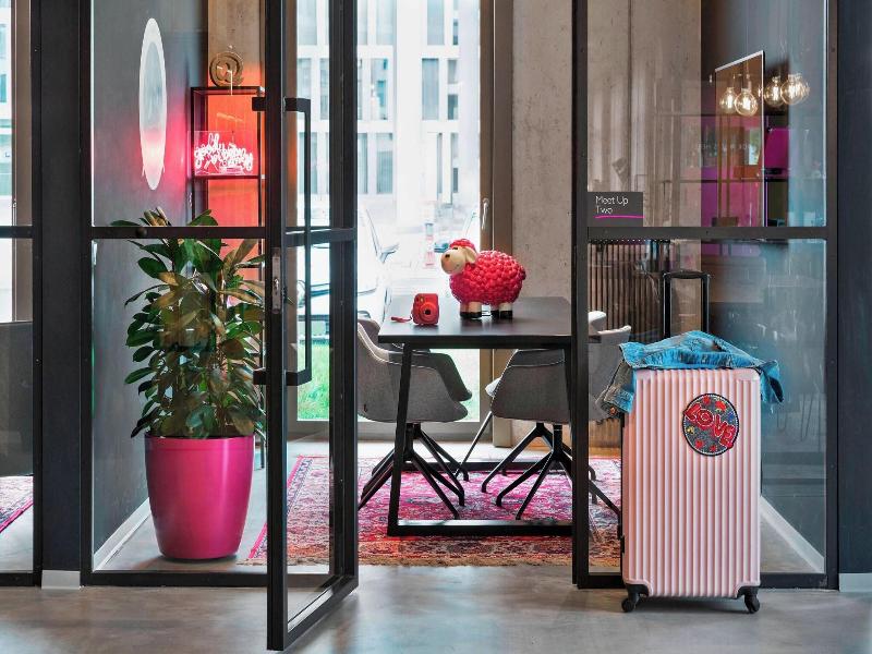 Moxy Darmstadt image