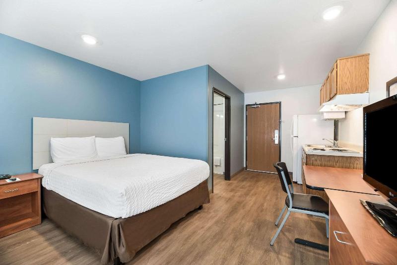 Extended Stay America Select Suites-Orlando-East image