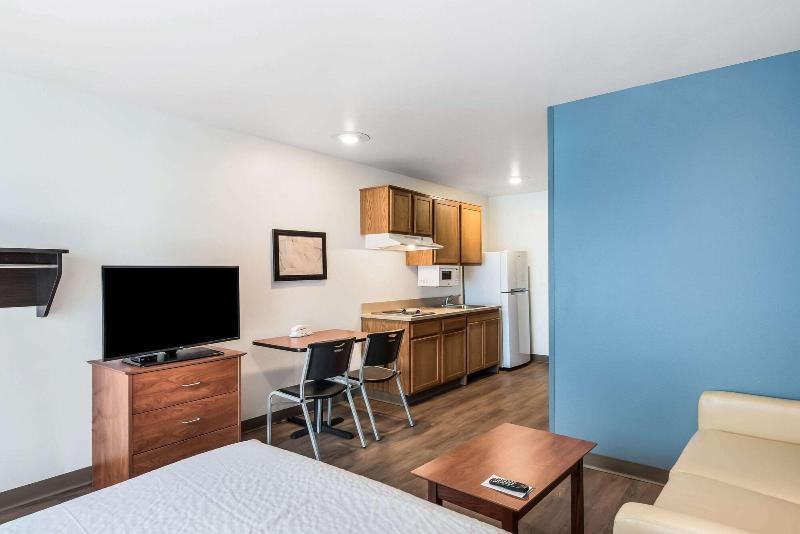 Extended Stay America Select Suites-Orlando-East image