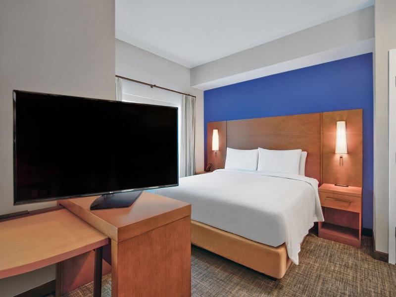 Residence Inn By Marriott Orlando Flamingo Crossin image