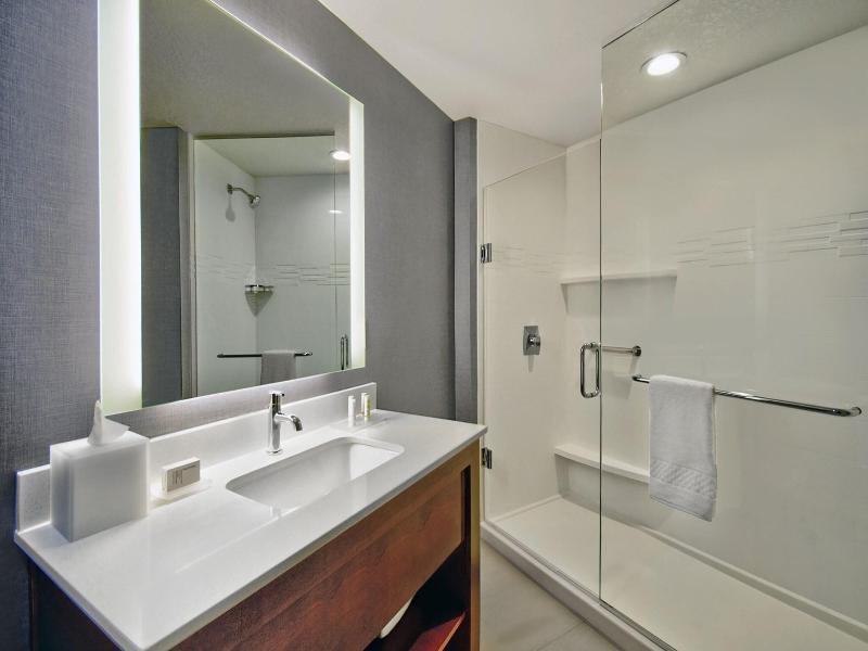 Residence Inn By Marriott Orlando Flamingo Crossin image