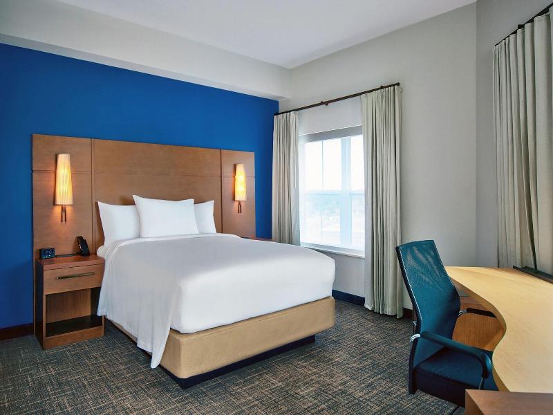 Residence Inn By Marriott Orlando Flamingo Crossin image