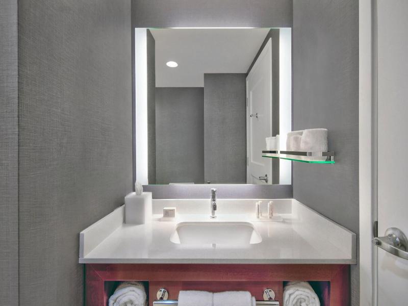 Residence Inn By Marriott Orlando Flamingo Crossin image