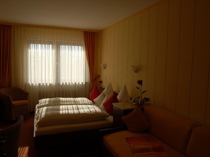 Hotel Zur Linde image
