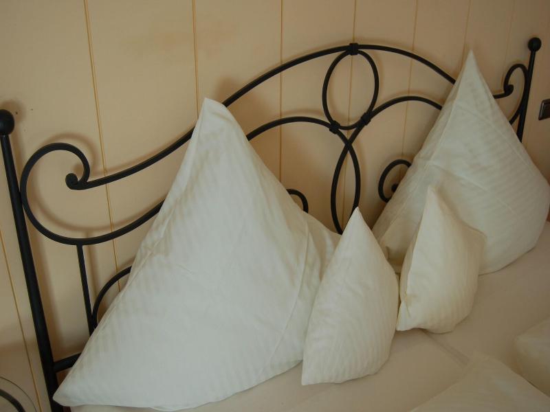 Hotel Zur Linde image