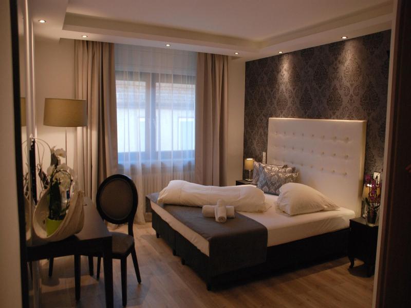 Hotel Zur Linde image