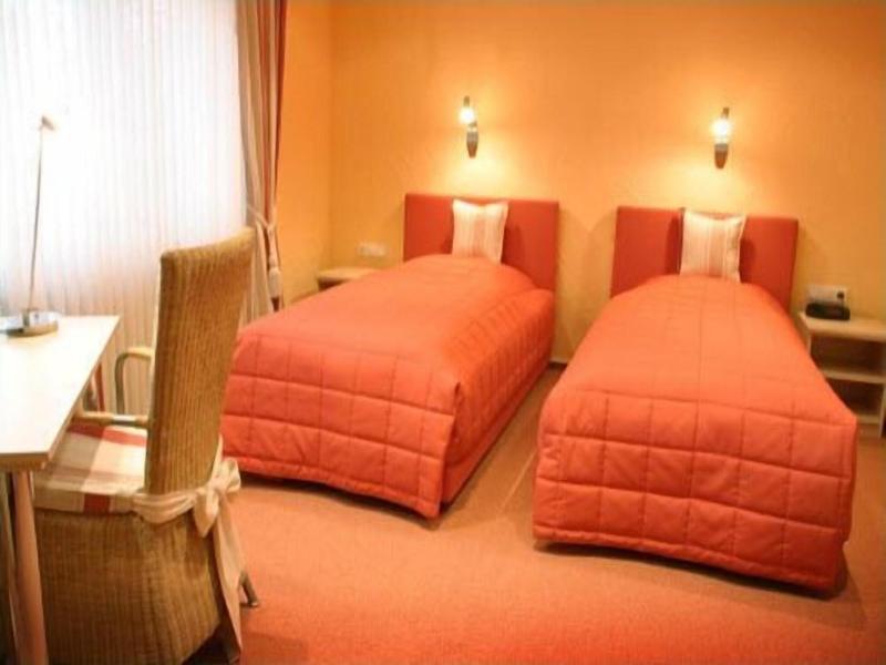 Hotel Zur Linde image