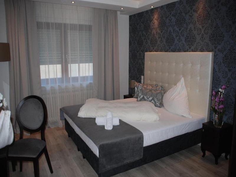 Hotel Zur Linde image