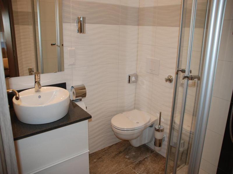Hotel Zur Linde image