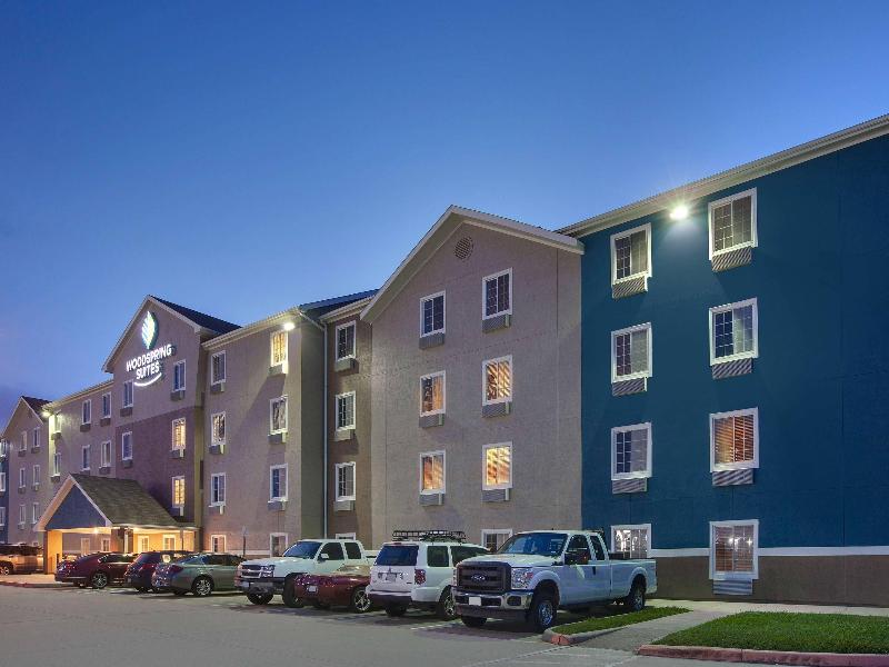 Woodspring Suites Texas City image