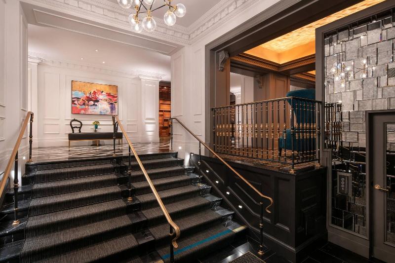 Courtyard by Marriott San Francisco Downtown/Van N image